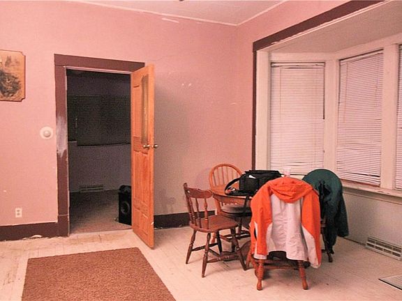 3rd image of 2316 7th Ave N