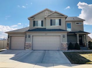 1511 W Winners Cir, Farmington, UT 84025