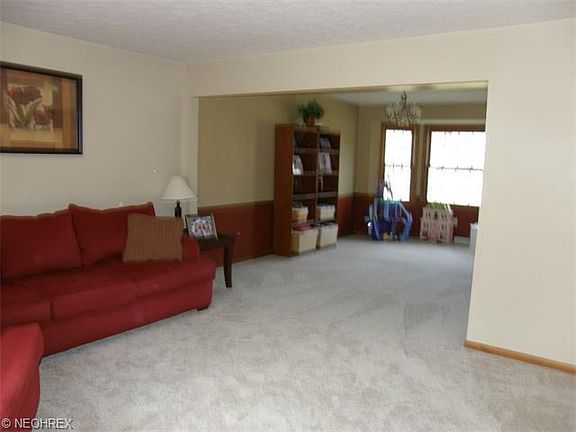 2nd image of 1631 Duffton Ln