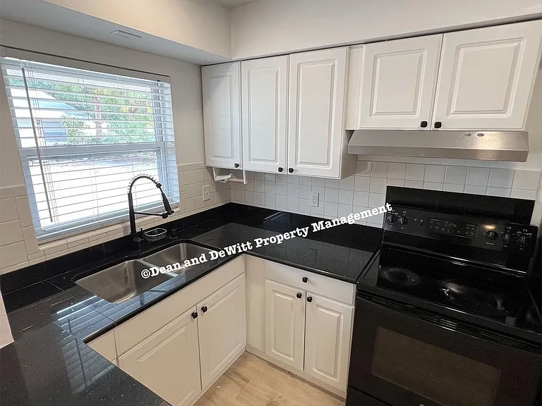 7035 4th Ave N #7 — Photo 8