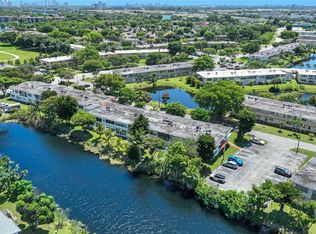175 NE 203rd Ter APT 1, Miami Gardens, FL 33179