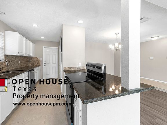 4th image of 13603 Montaigne Dr