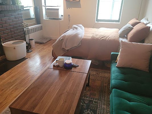 2nd image of 200 Avenue A APT 4B