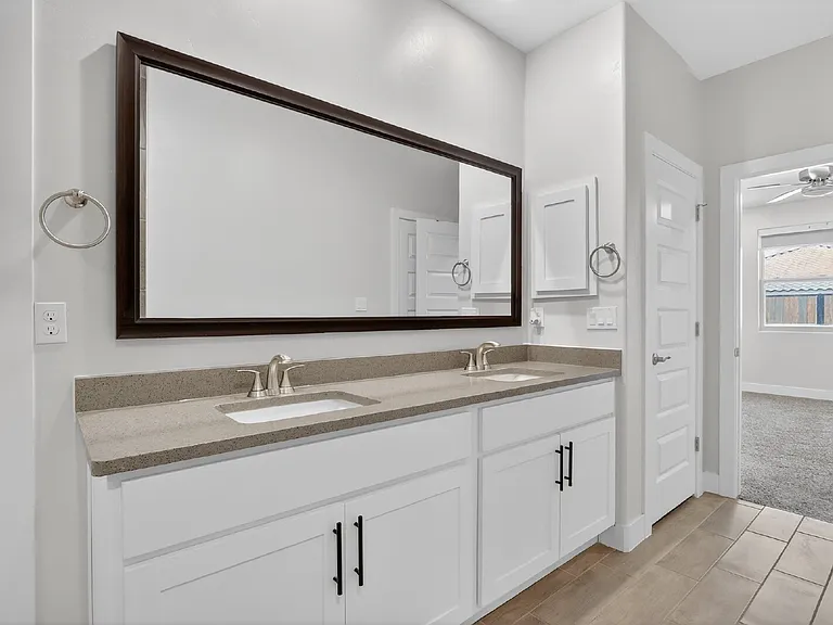 2233 Sandstone Pl — Photo 45