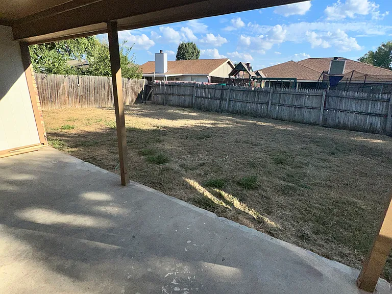 6620 Moss Ln — Photo 35