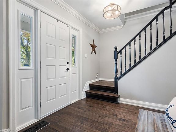 5th image of 35 Golfdale Rd
