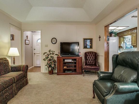 4th image of 518 Baylor Dr