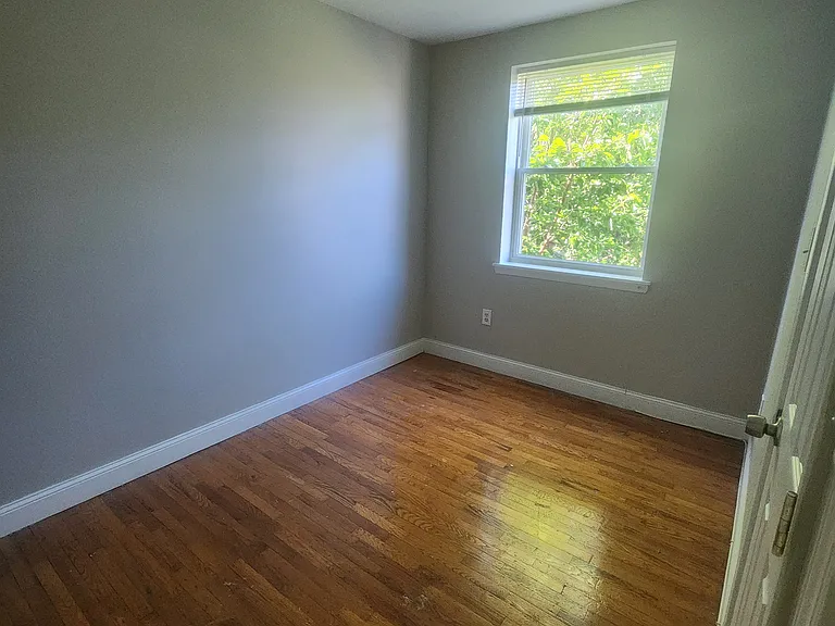 625 E Annsbury St — Photo 13