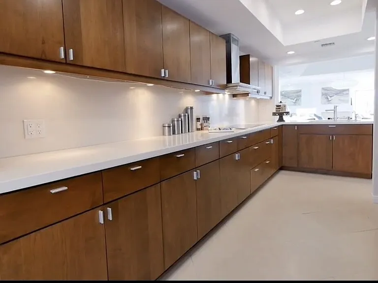 110 Ocean Park Blvd #502 — Photo 9