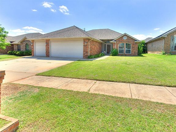 3rd image of 9217 Crooked Creek Ln