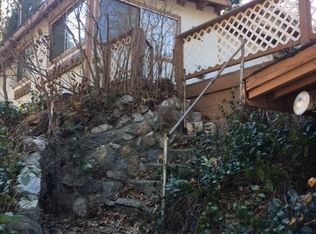 22967 Azalia Ln, Crestline, CA 92325