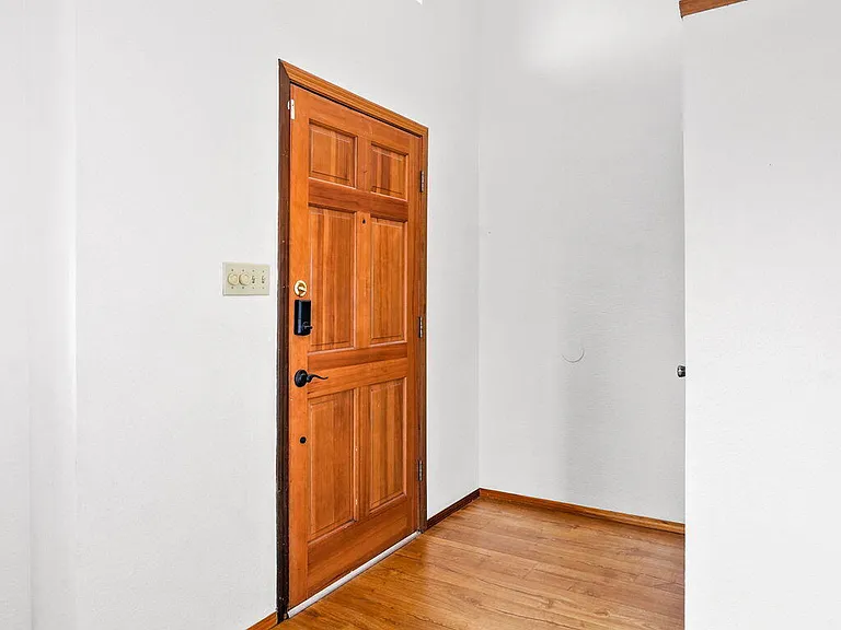 7609 Medano Dr — Photo 36