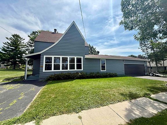 2nd image of 204 Academy St