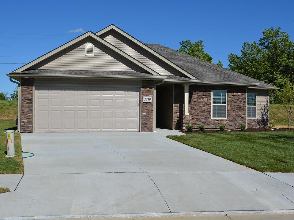 1st image of 2310 Mace Dr