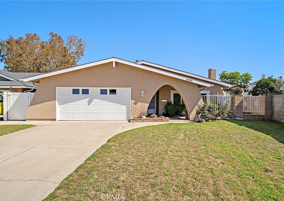 1st image of 18898 Persimmon Cir