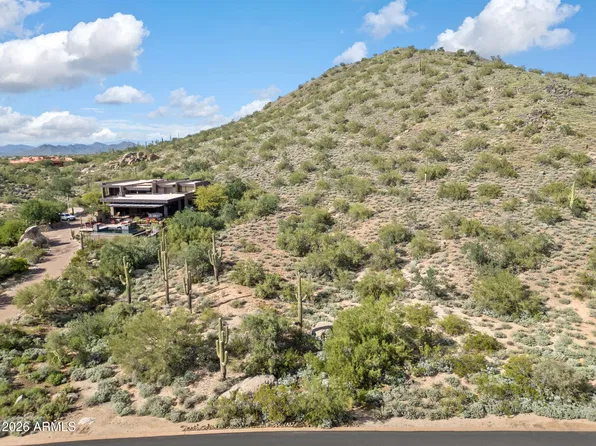 8300 E DIXILETA Drive #266, Scottsdale, AZ 85266