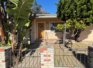 1121 7th St, Monterey, CA 93940