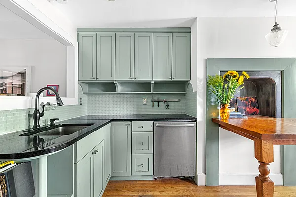 Sold by Compass | media 11