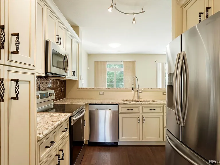 14400 Albrook Dr #55 — Photo 8