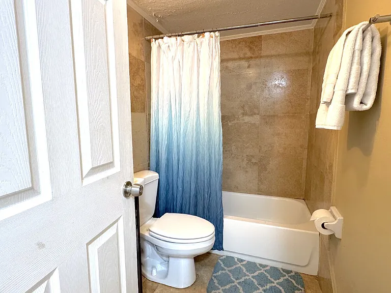 506 University Blvd #2 — Photo 11