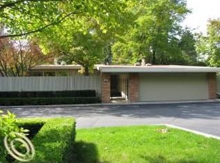 735 Willits St #725, Birmingham, MI