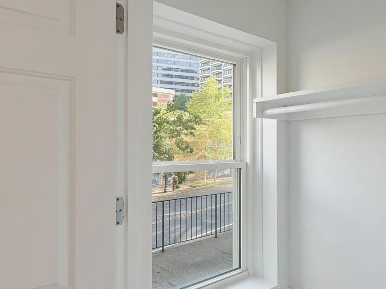 1527 N Colonial Ter #A — Photo 20