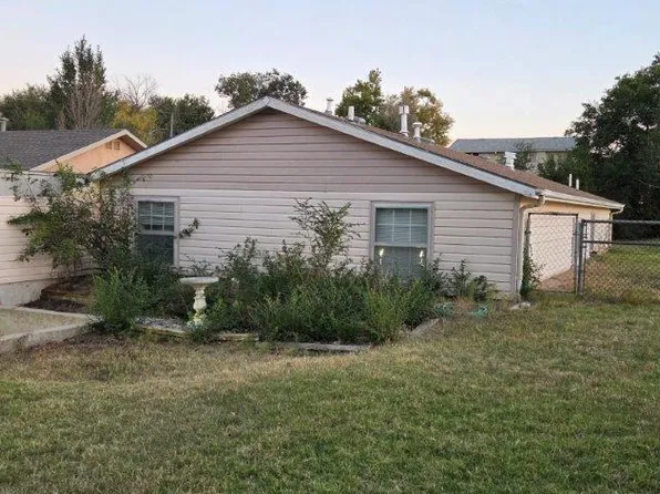 5 Reese Cir, Lamar, CO 81052