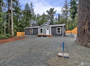 220 E Hillcrest Dr, Shelton, WA