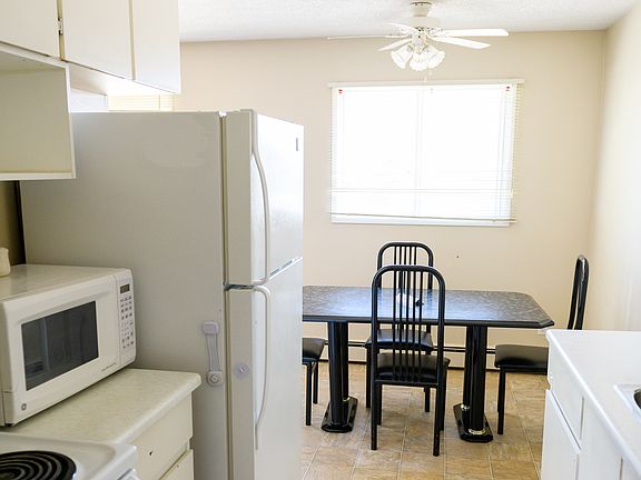 3rd image of 5155 49th St