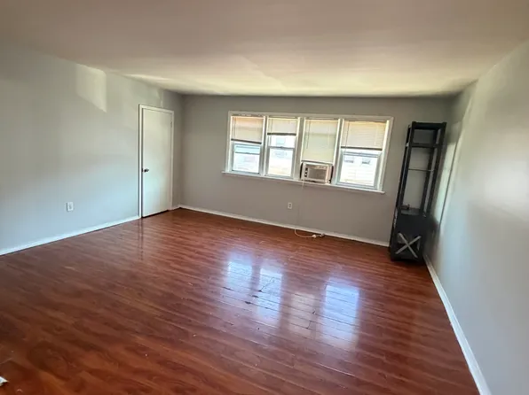 6244 Clearview St Floor 2, Philadelphia, PA 19138