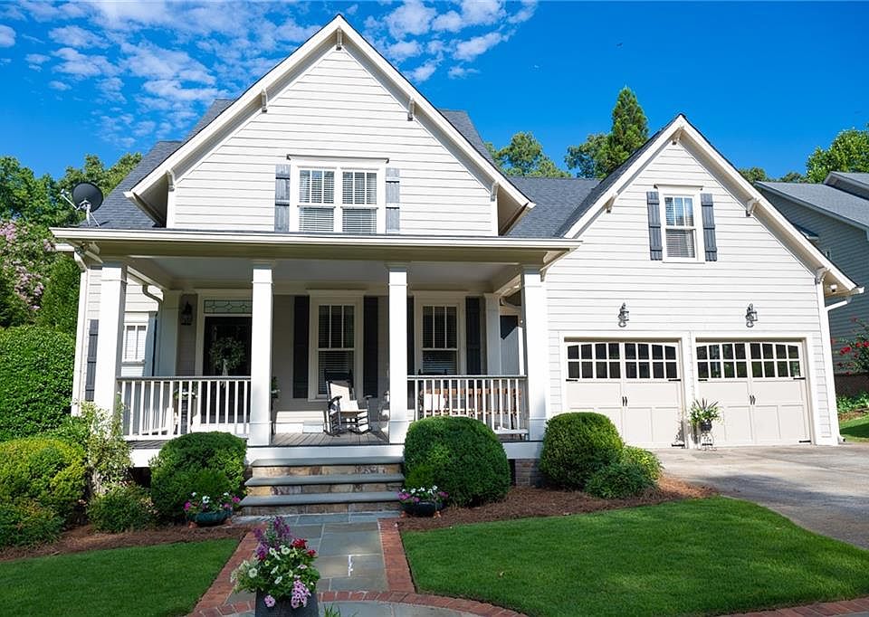 1st image of 515 Saint Barbaras Ln NW