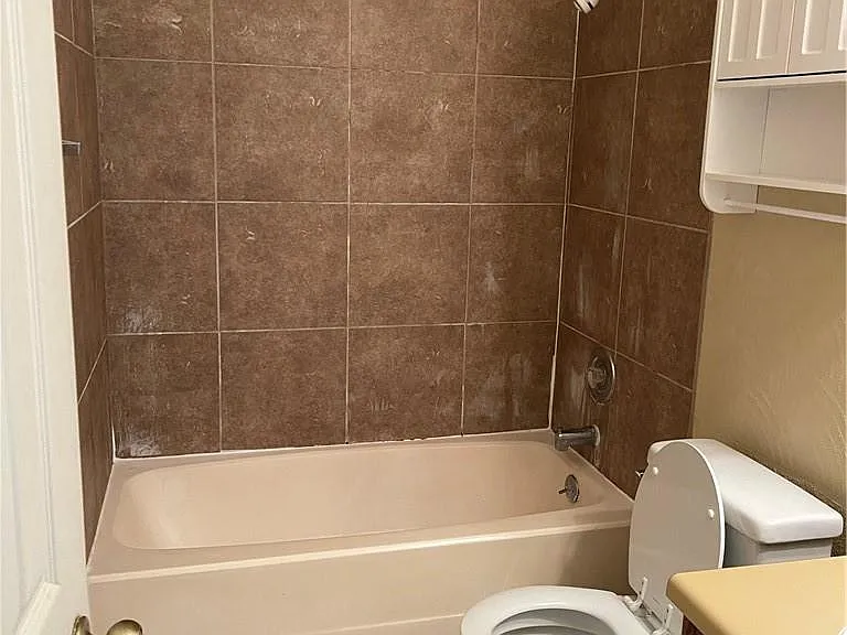 8704 Pineridge Dr #A — Photo 11