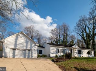 7105 Cedar Rd, Bowie, MD 20720