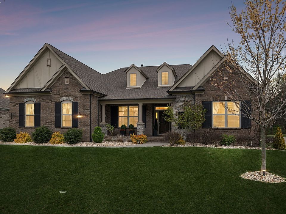 1st image of 724 Lawler Ln