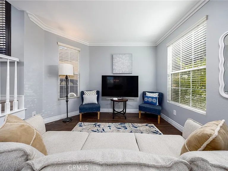 5457 Martingale Way — Photo 4