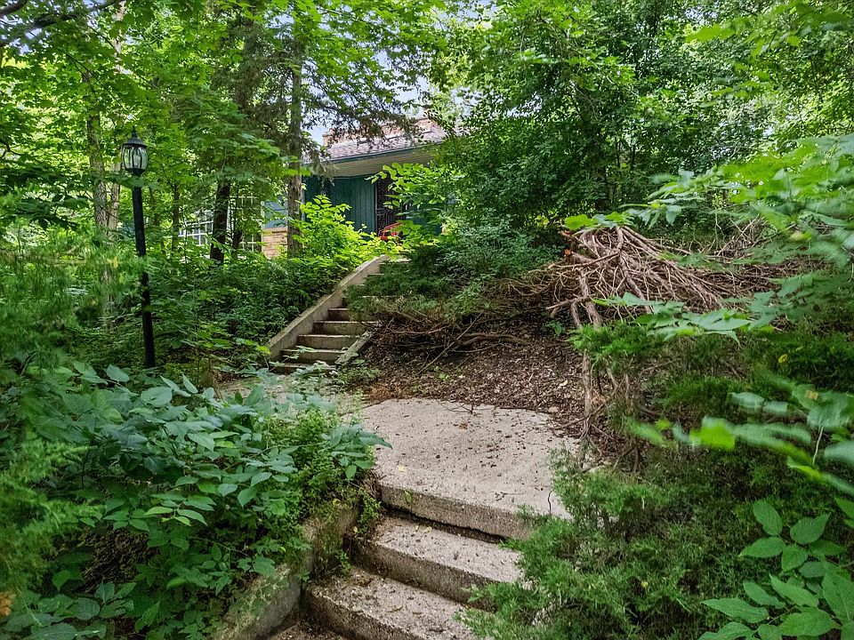 1st image of 307 Prospect Ave