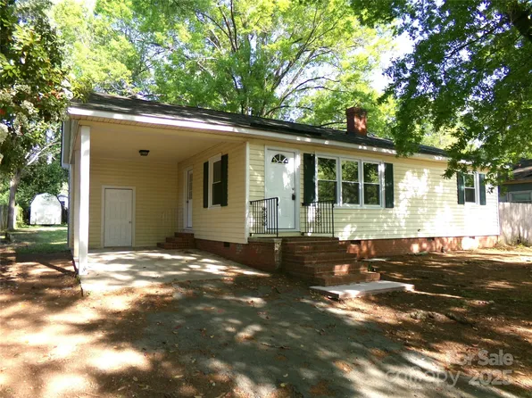 906 N 11th St, Albemarle, NC 28001