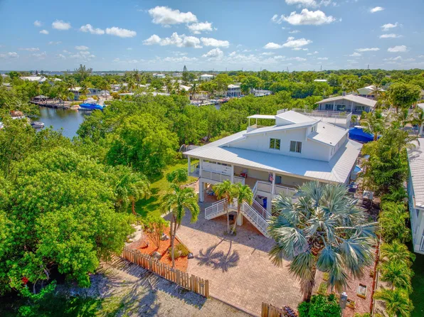 894 Ellen Dr, Key Largo, FL 33037