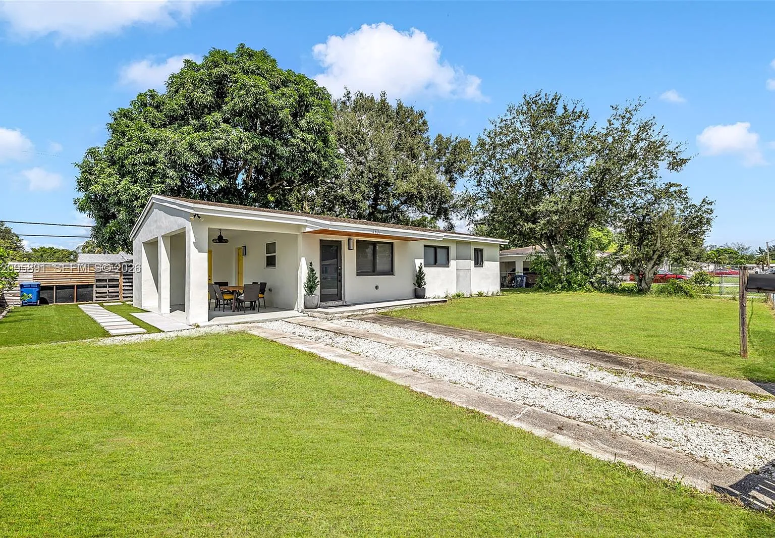 Myrtle Grove — Photo 2