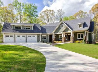 155 Toe River Rd, Cropwell, AL 35054