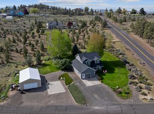 2045 NE Camas Ln, Madras, OR 97741