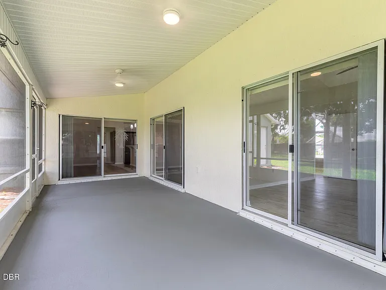 109 Brookhollow Cir — Photo 29