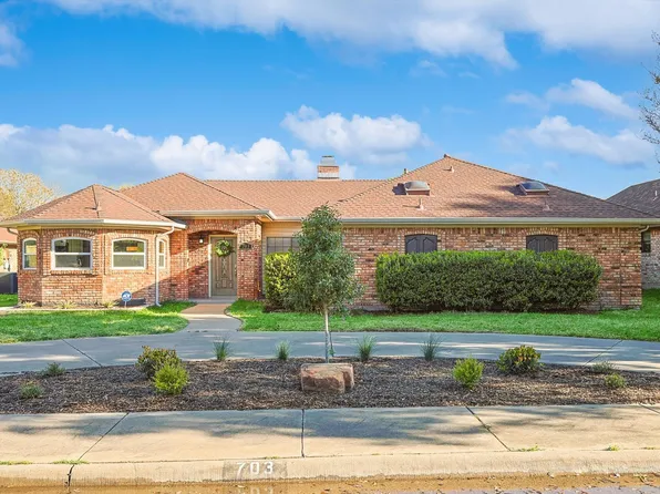 703 Willow Brook Dr, Allen, TX 75002