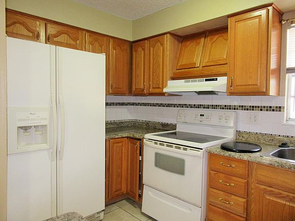 5th image of 14412 Reuter Strasse Cir