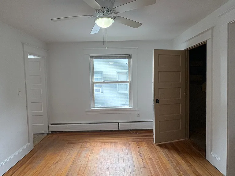 48 Gridley St - Blue Pod — Photo 7