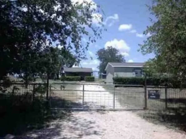 351 County Road 4631, Hondo, TX 78861