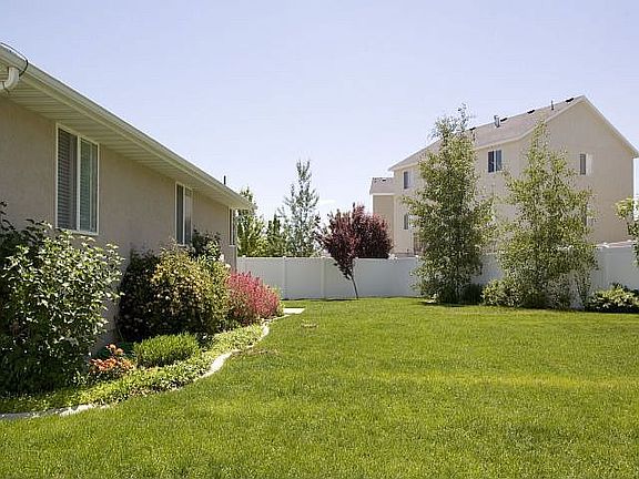 5th image of 10722 Cedar Brook Pl