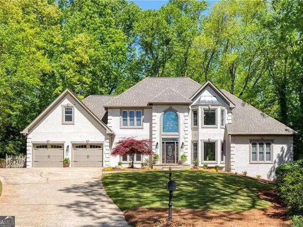 835 Timberneck Point, Johns Creek, GA 30022
