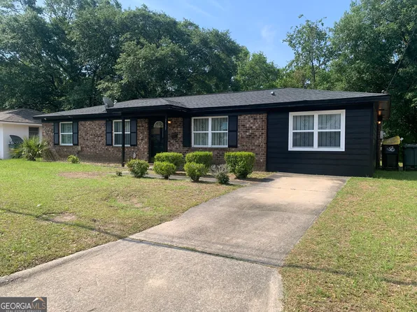 2135 Mississippi Ave, Savannah, GA 31404