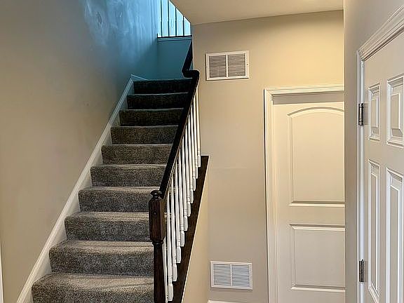 3rd image of 70 Dover Ct Homesite 45